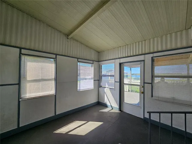 $1,250 | 503 Longfellow Boulevard, Unit 8, Lakeland, FL 33801