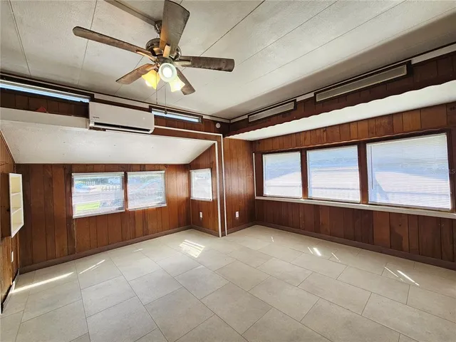 $1,250 | 503 Longfellow Boulevard, Unit 8, Lakeland, FL 33801