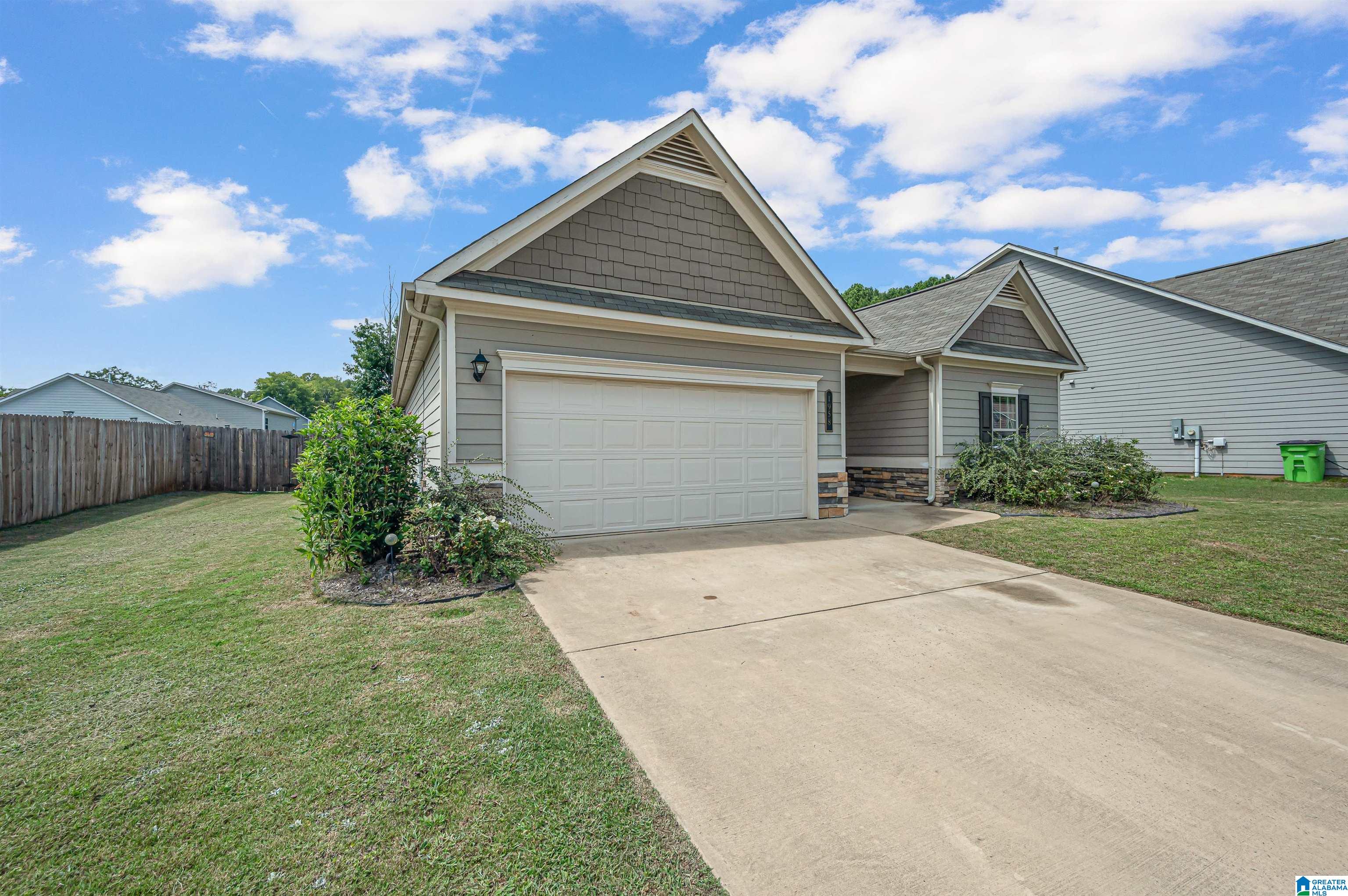 1958 Clarke Road Leeds, AL 35094 - Photo 3 of 34
