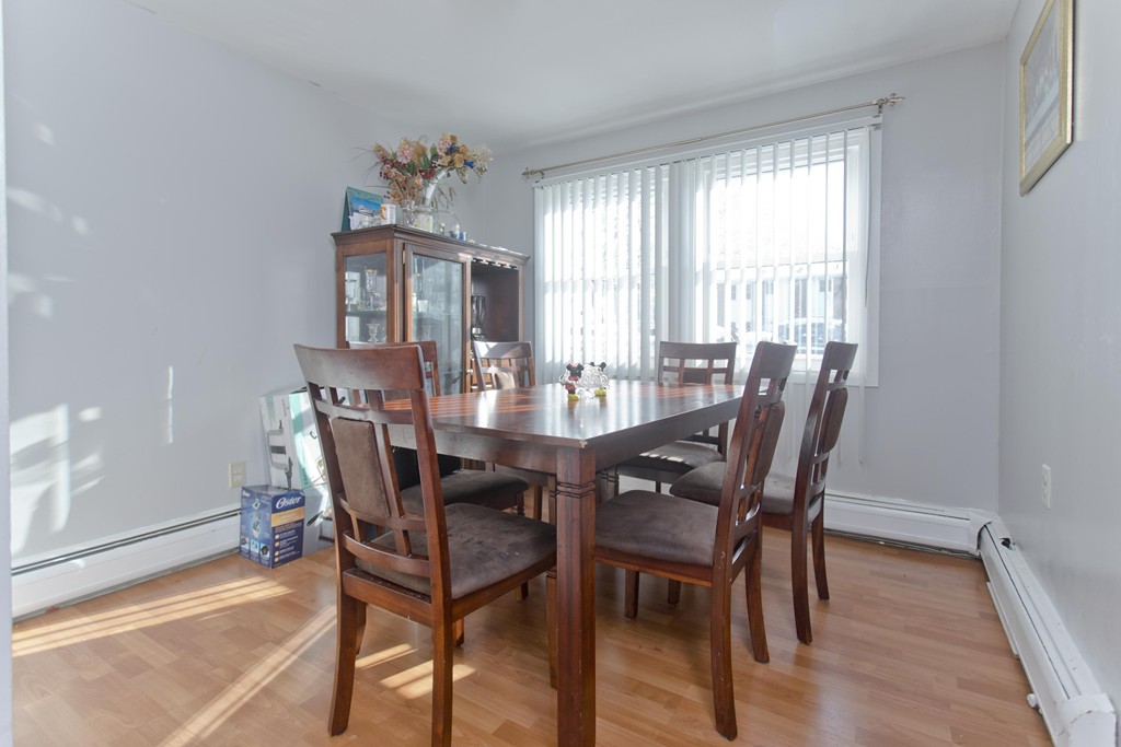 61 Manor Court, Unit 61 Springfield, MA 01118 - Photo 7 of 20 Gallery Image 7