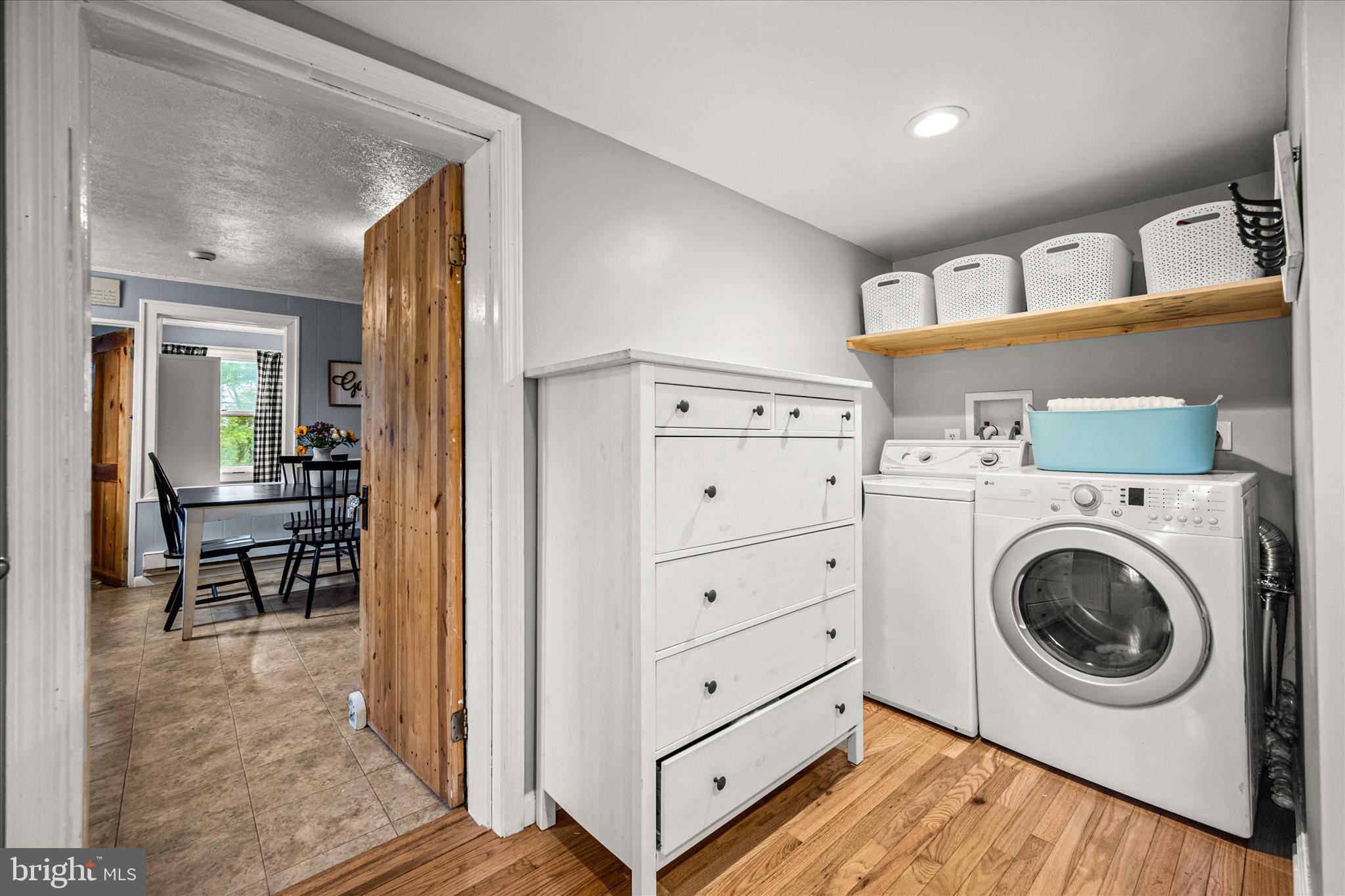 2900 Gillis Falls Road Mount Airy, MD 21771 - Photo 19 of 53 Laundry Area - Full Bath - Sitting Area