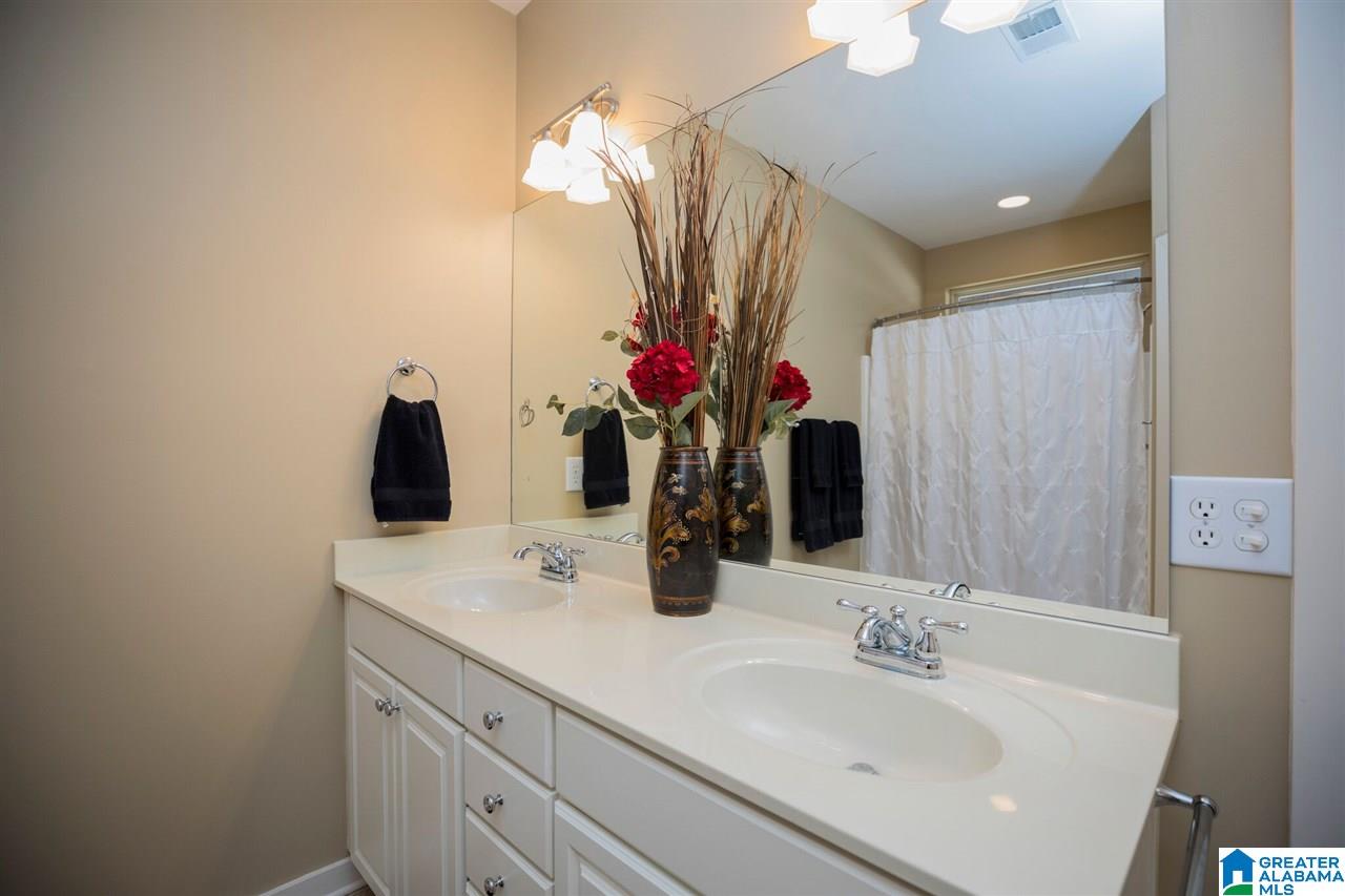 111 Sharpe Street Sterrett, AL 35147 - Photo 10 of 17