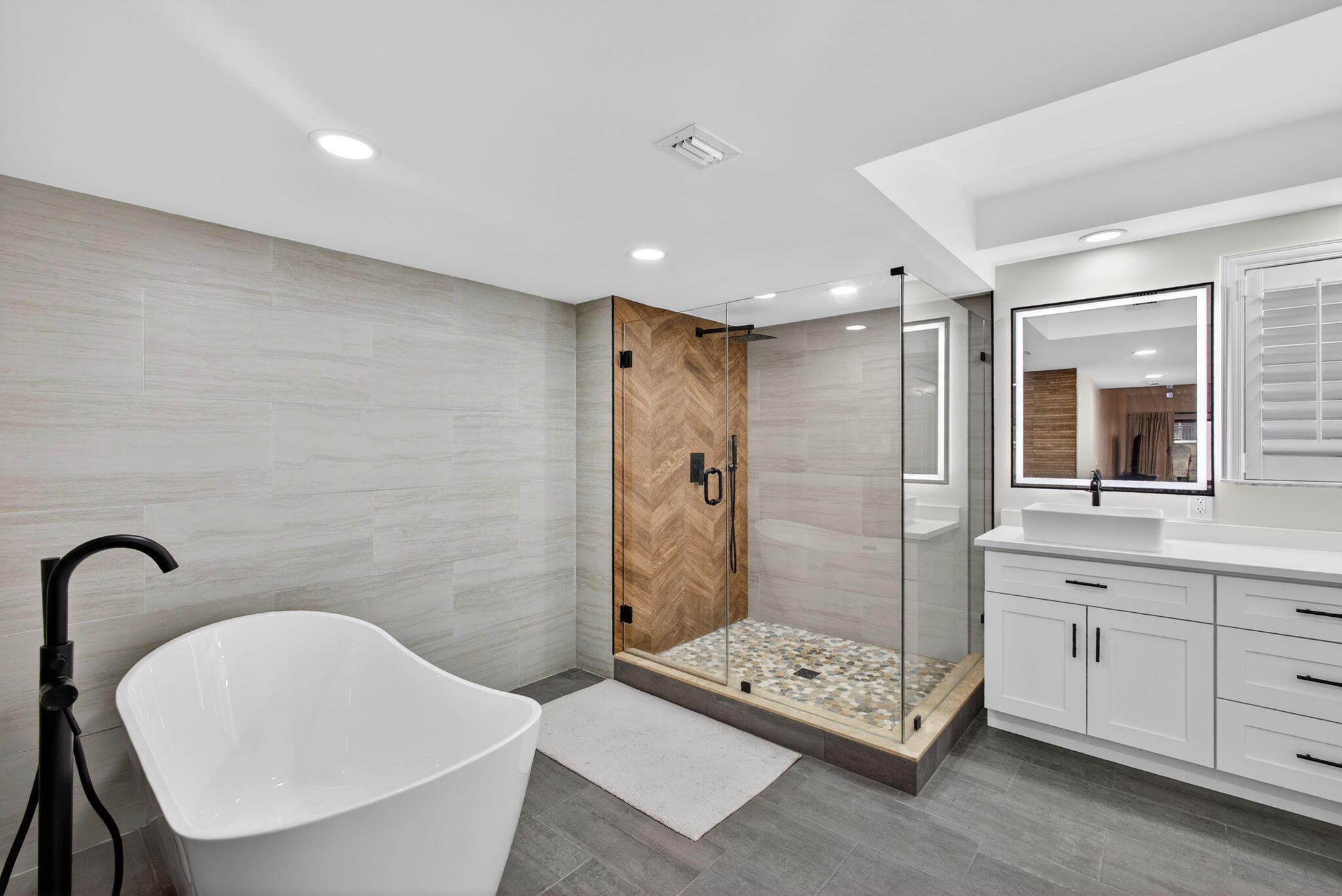 19149 Southeast Sea Turtle Court, Unit 105 Jupiter, FL 33469 - Photo 34 of 46 39-web-or-mls-5D1A5975