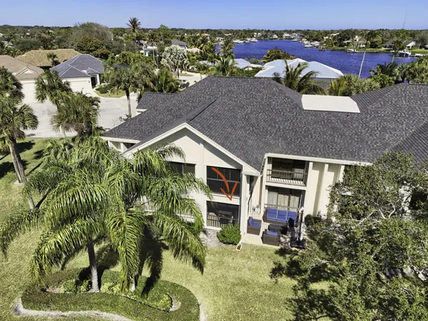 $725,000 | 19149 Southeast Sea Turtle Court, Unit 105, Jupiter, FL 33469