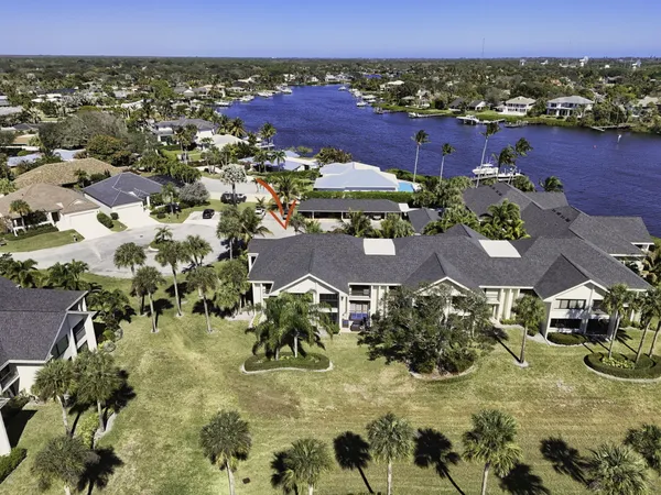 $725,000 | 19149 Southeast Sea Turtle Court, Unit 105, Jupiter, FL 33469