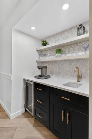 $725,000 | 19149 Southeast Sea Turtle Court, Unit 105, Jupiter, FL 33469