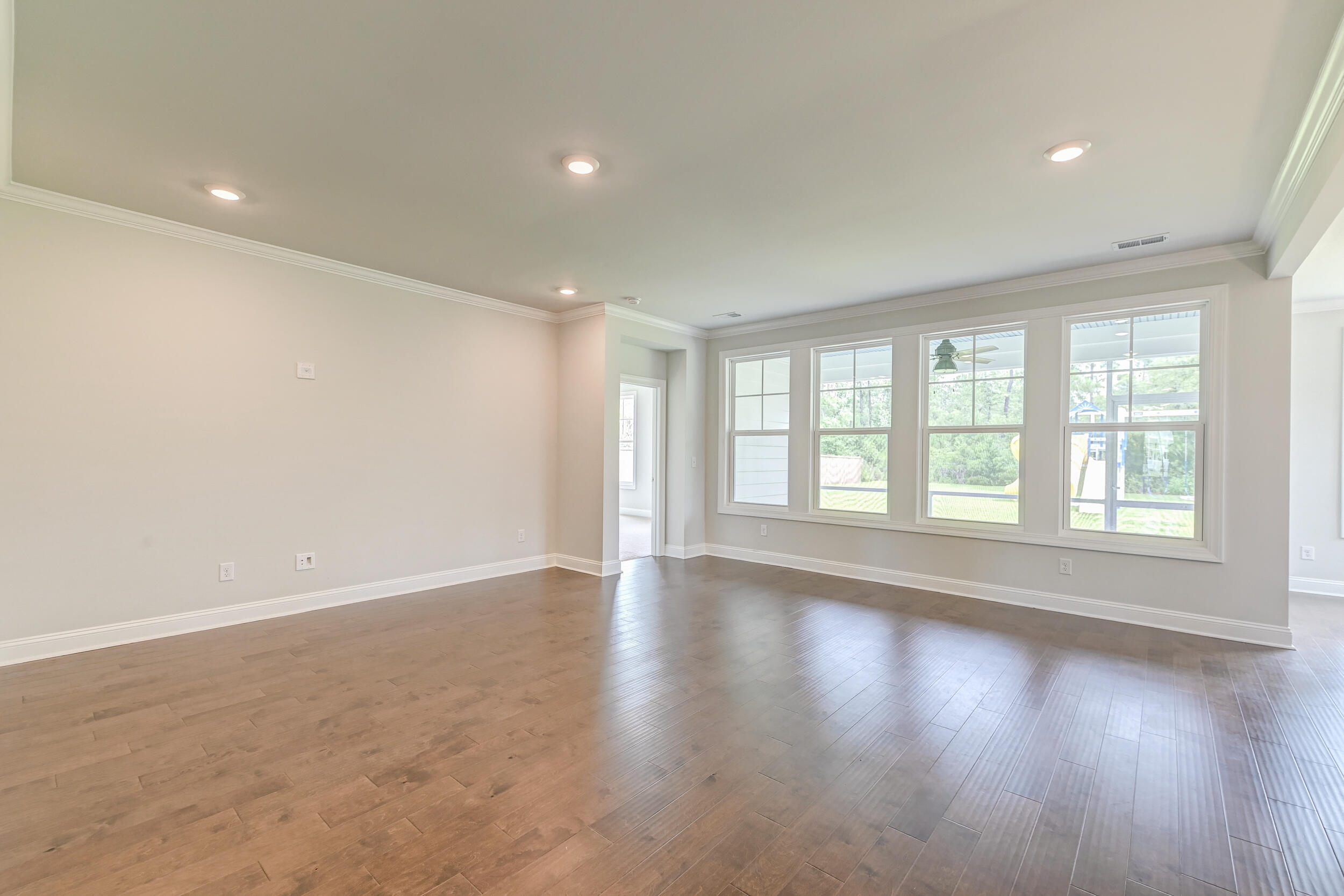 679 Pontoon Road Huger, SC 29450 - Photo 4 of 58 DSC_1761_2_3_4_5