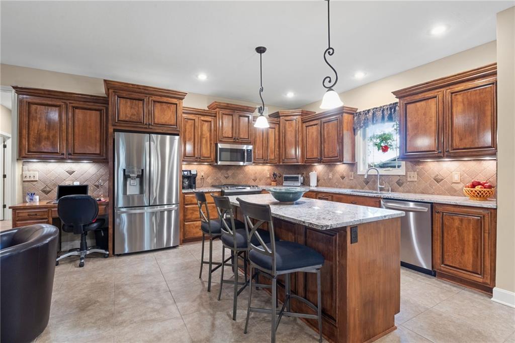 6816 Longview Road Shawnee, KS 66218 - Photo 25 of 58