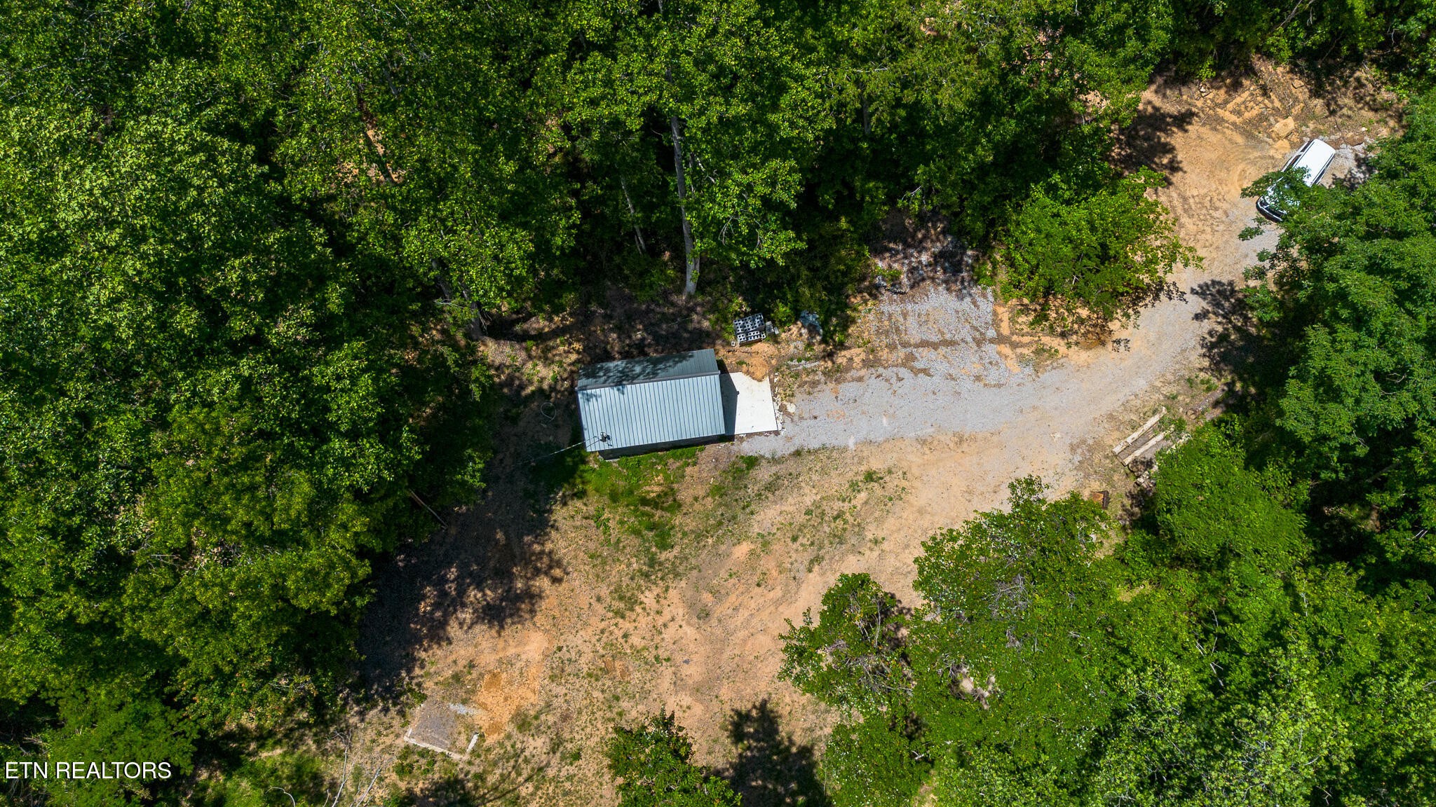 741 Northwest Bazel Road Harriman, TN 37748 - Photo 2 of 9 Gallery Image 2