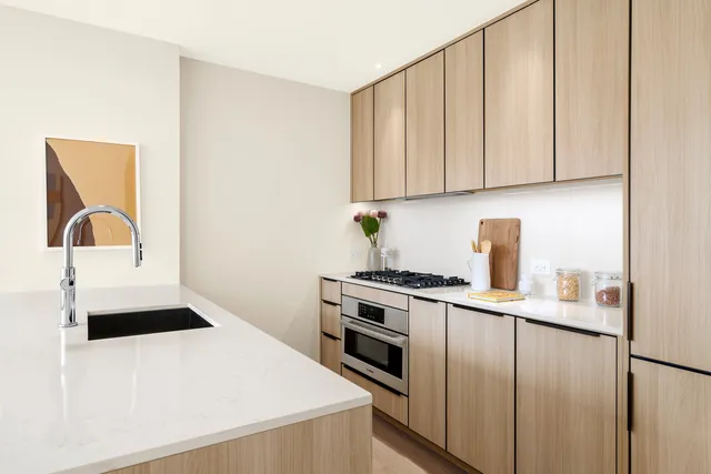 $6,600 | 280 West 24th Street, Unit 5K | Chelsea