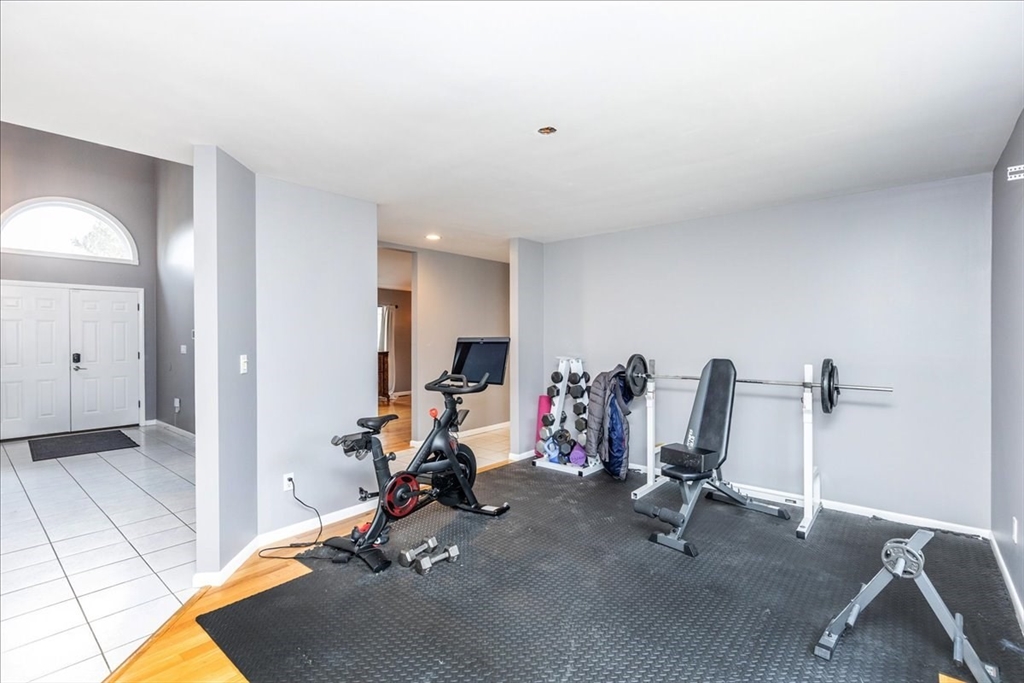 2 Randell Road Saugus, MA 01906 - Photo 21 of 42