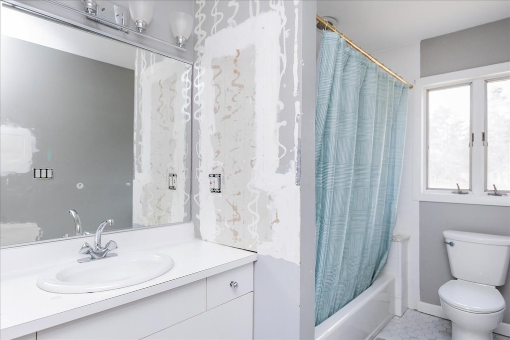 2 Randell Road Saugus, MA 01906 - Photo 30 of 42