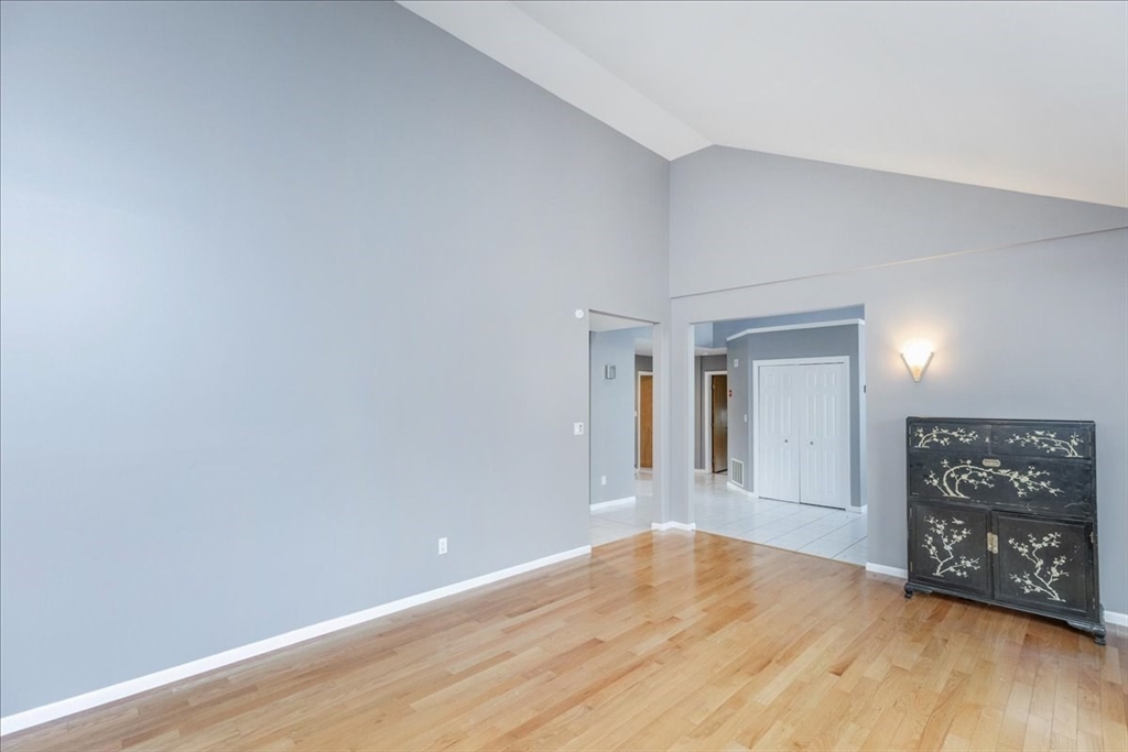 2 Randell Road Saugus, MA 01906 - Photo 8 of 42