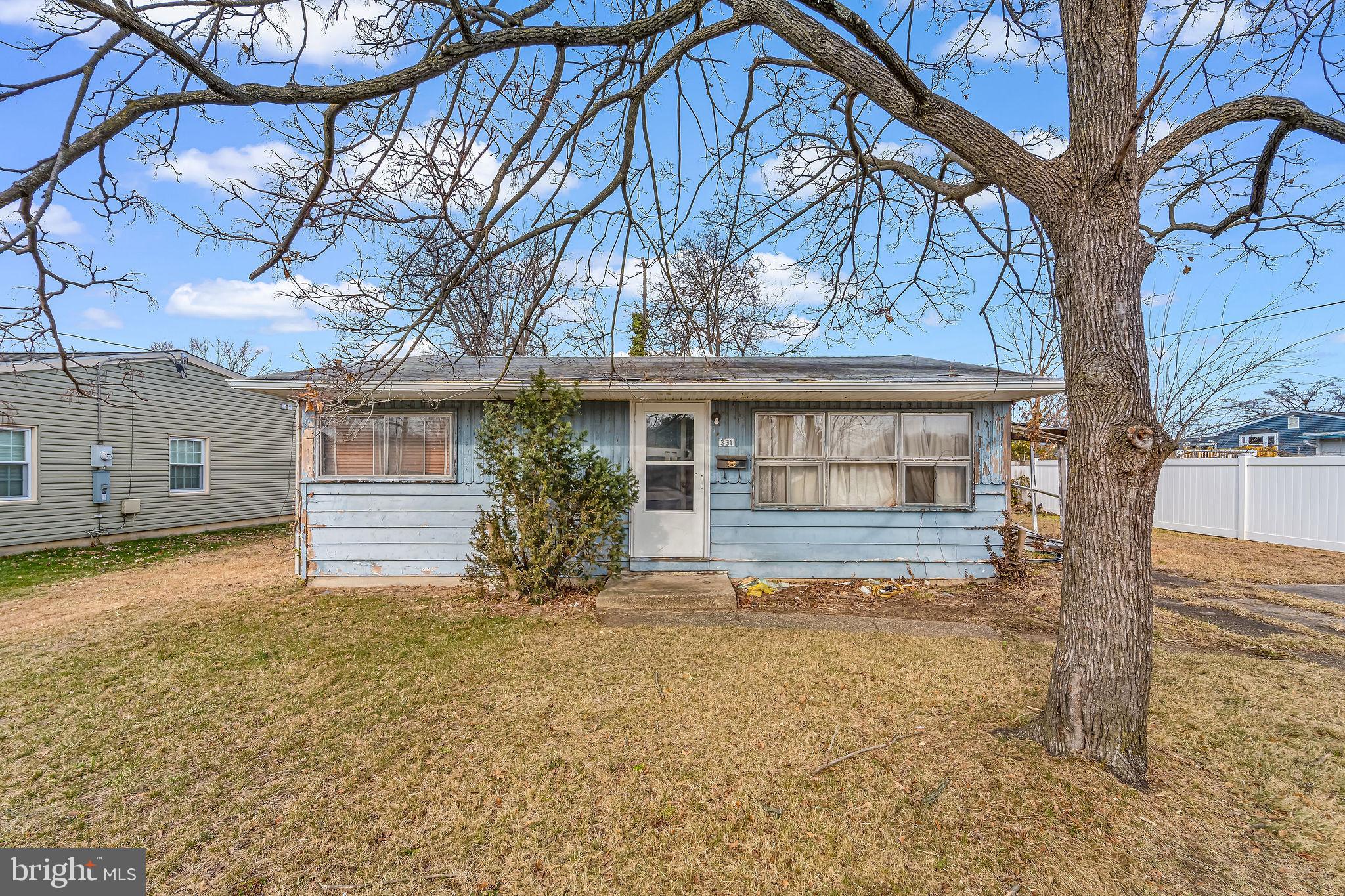 331 Collins Lane Maple Shade, NJ 08052 - Photo 2 of 17 a front view of a house with garden