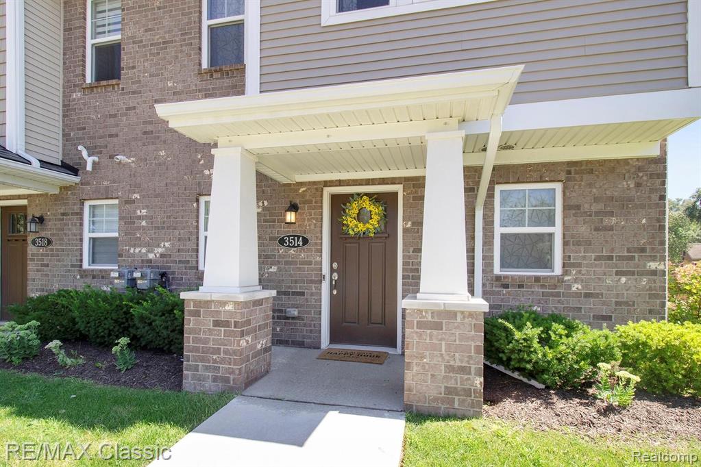 3514 South Rochester Road, Unit 12 Royal Oak, MI 48073 - Photo 2 of 29