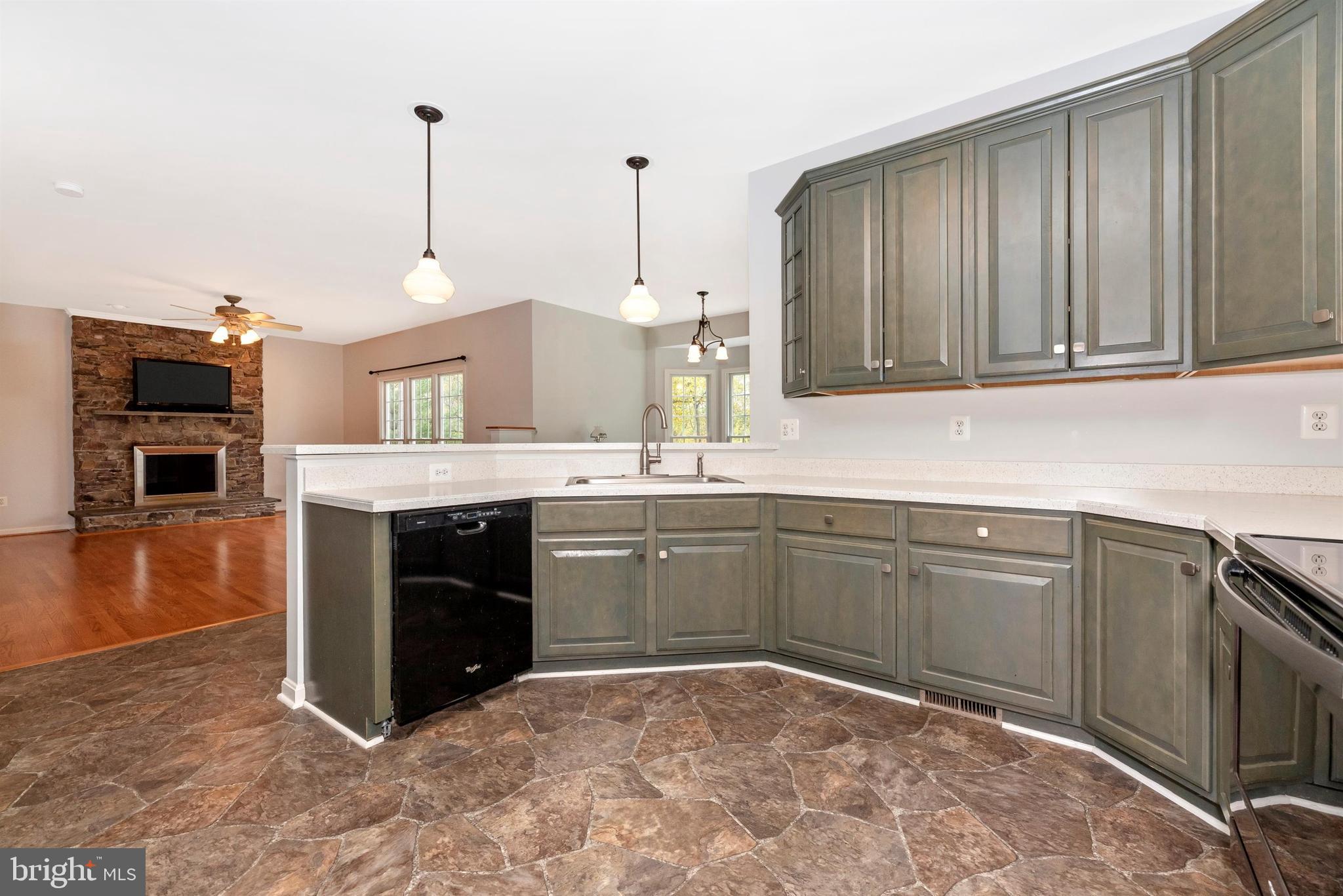 12551 New Windsor Road Union Bridge, MD 21791 - Photo 16 of 47 Kitchen opens to Family Room & Breakfast Nook