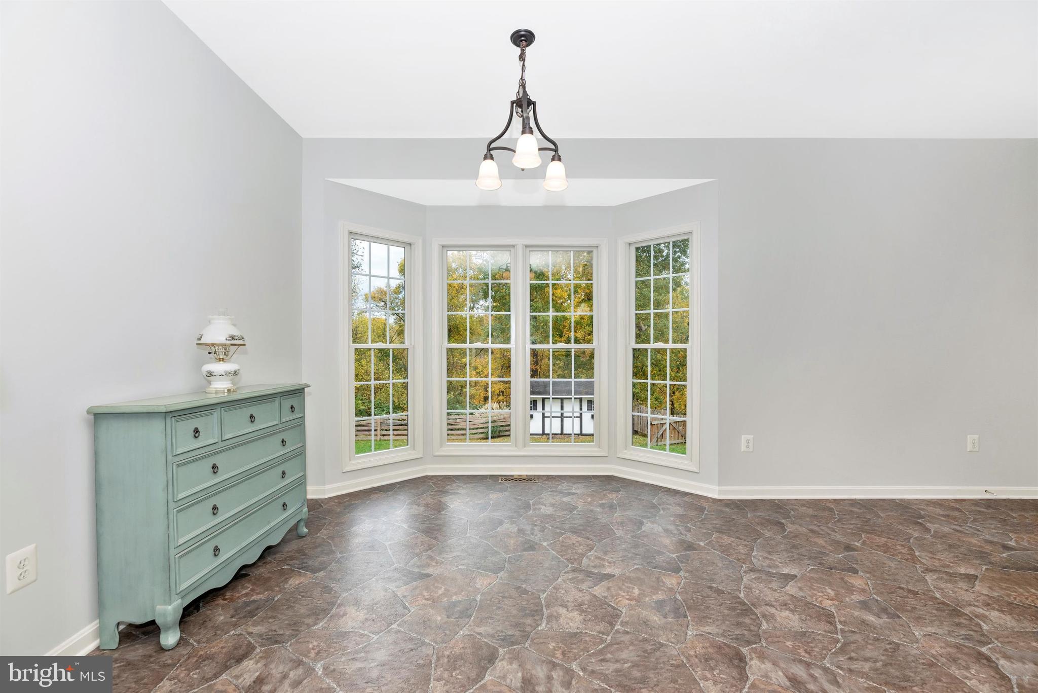 12551 New Windsor Road Union Bridge, MD 21791 - Photo 18 of 47 Breakfast Nook