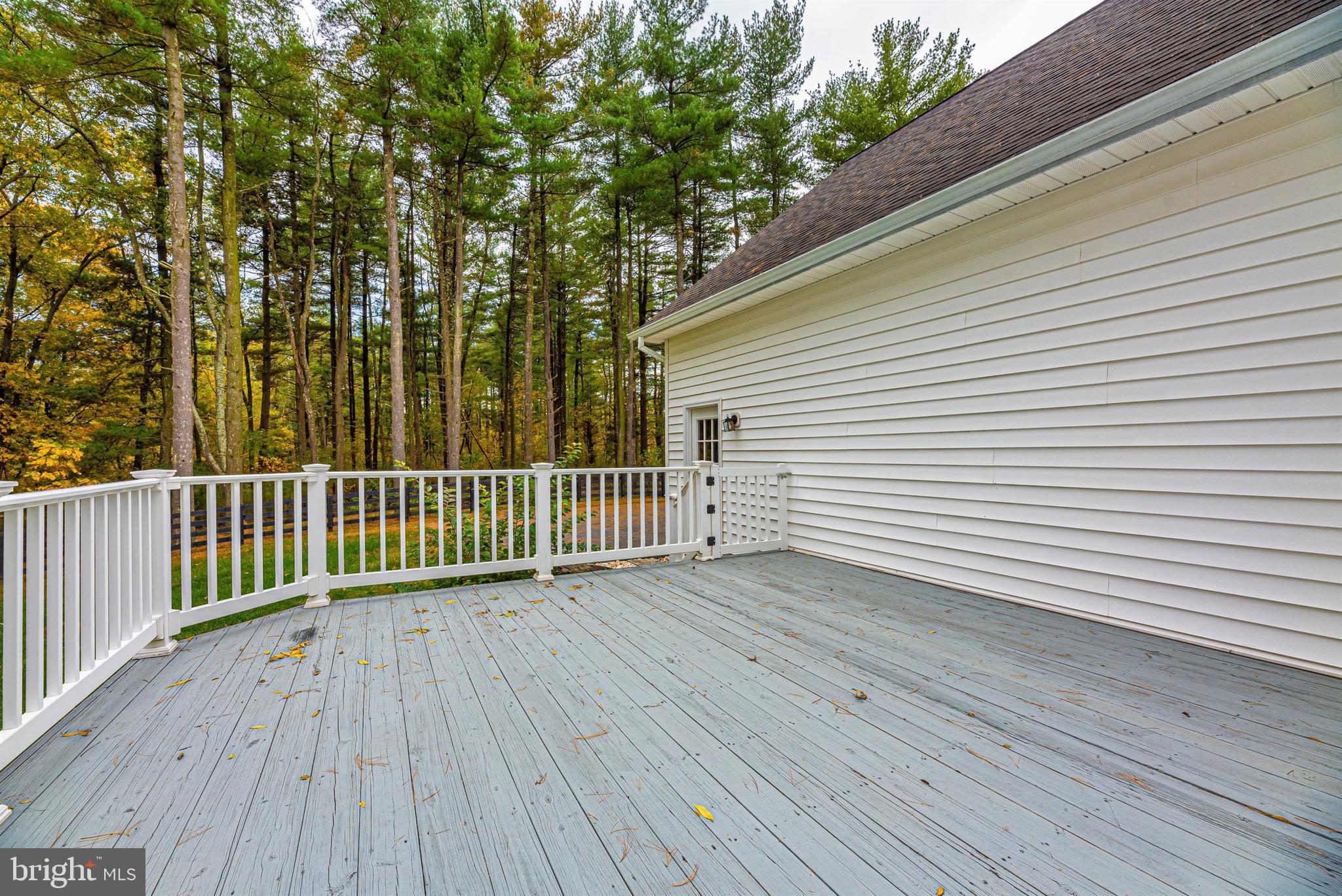 12551 New Windsor Road Union Bridge, MD 21791 - Photo 39 of 47 Rear Deck