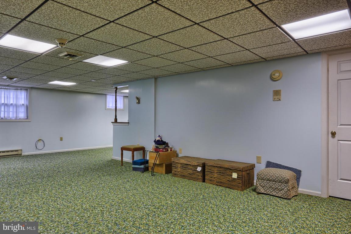 1520 Valley Road Lancaster, PA 17603 - Photo 30 of 36 Gallery Image 30