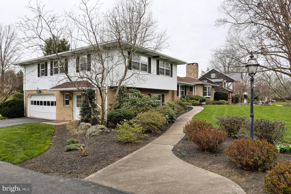 1520 Valley Road Lancaster, PA 17603 - Photo 4 of 36 Gallery Image 4