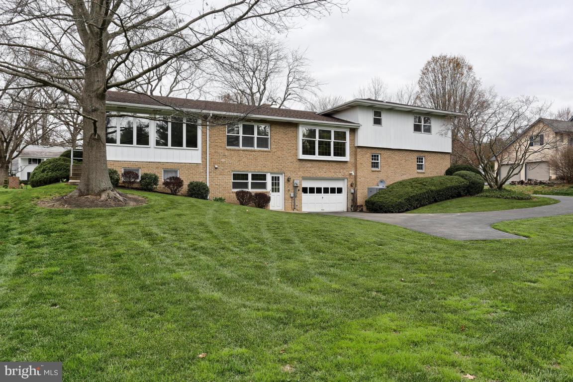 1520 Valley Road Lancaster, PA 17603 - Photo 8 of 36 Gallery Image 8