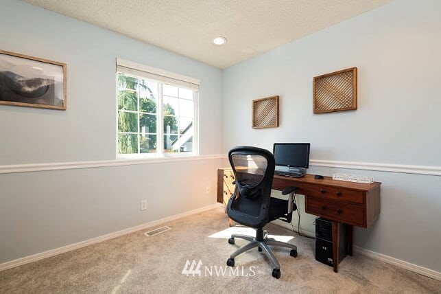 156 Whitman Court Northeast Renton, WA 98059 - Photo 20 of 40 Gallery Image 20