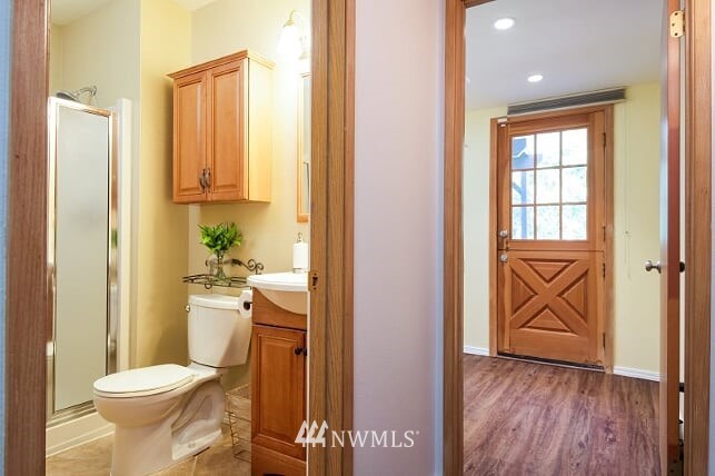 156 Whitman Court Northeast Renton, WA 98059 - Photo 26 of 40 Gallery Image 26