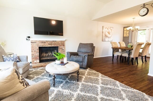 156 Whitman Court Northeast Renton, WA 98059 - Photo 7 of 40 Gallery Image 7