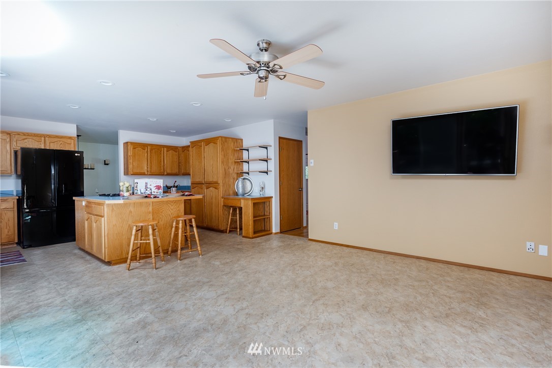 2476 Busby Road Oak Harbor, WA 98277 - Photo 16 of 40 Gallery Image 16