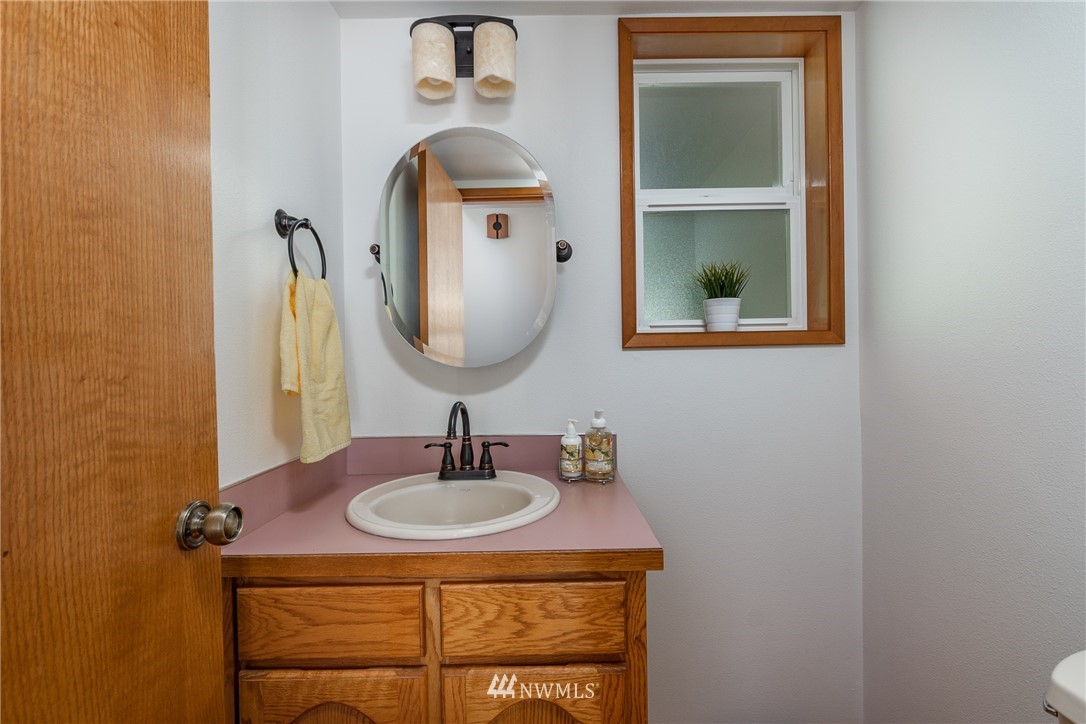2476 Busby Road Oak Harbor, WA 98277 - Photo 17 of 40 Gallery Image 17