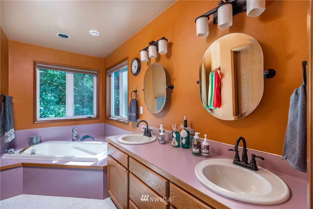 2476 Busby Road Oak Harbor, WA 98277 - Photo 22 of 40 Gallery Image 22
