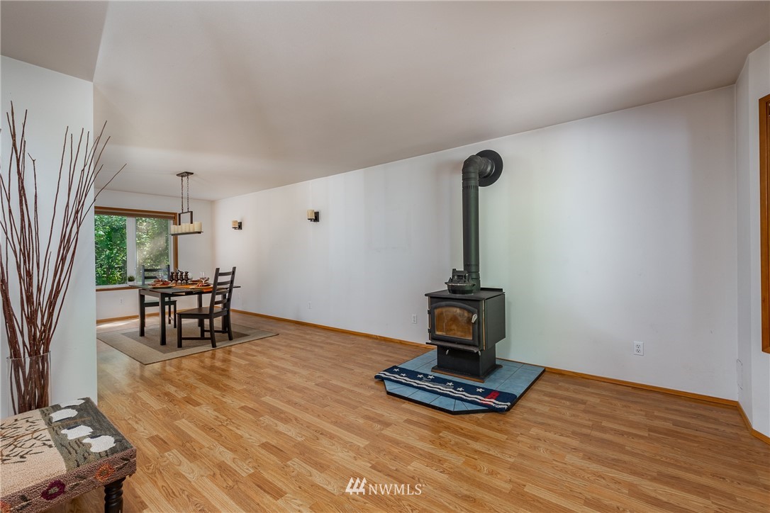 2476 Busby Road Oak Harbor, WA 98277 - Photo 6 of 40 Gallery Image 6