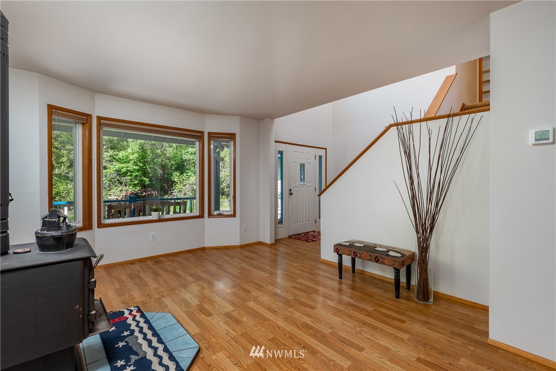2476 Busby Road Oak Harbor, WA 98277 - Photo 7 of 40 Gallery Image 7