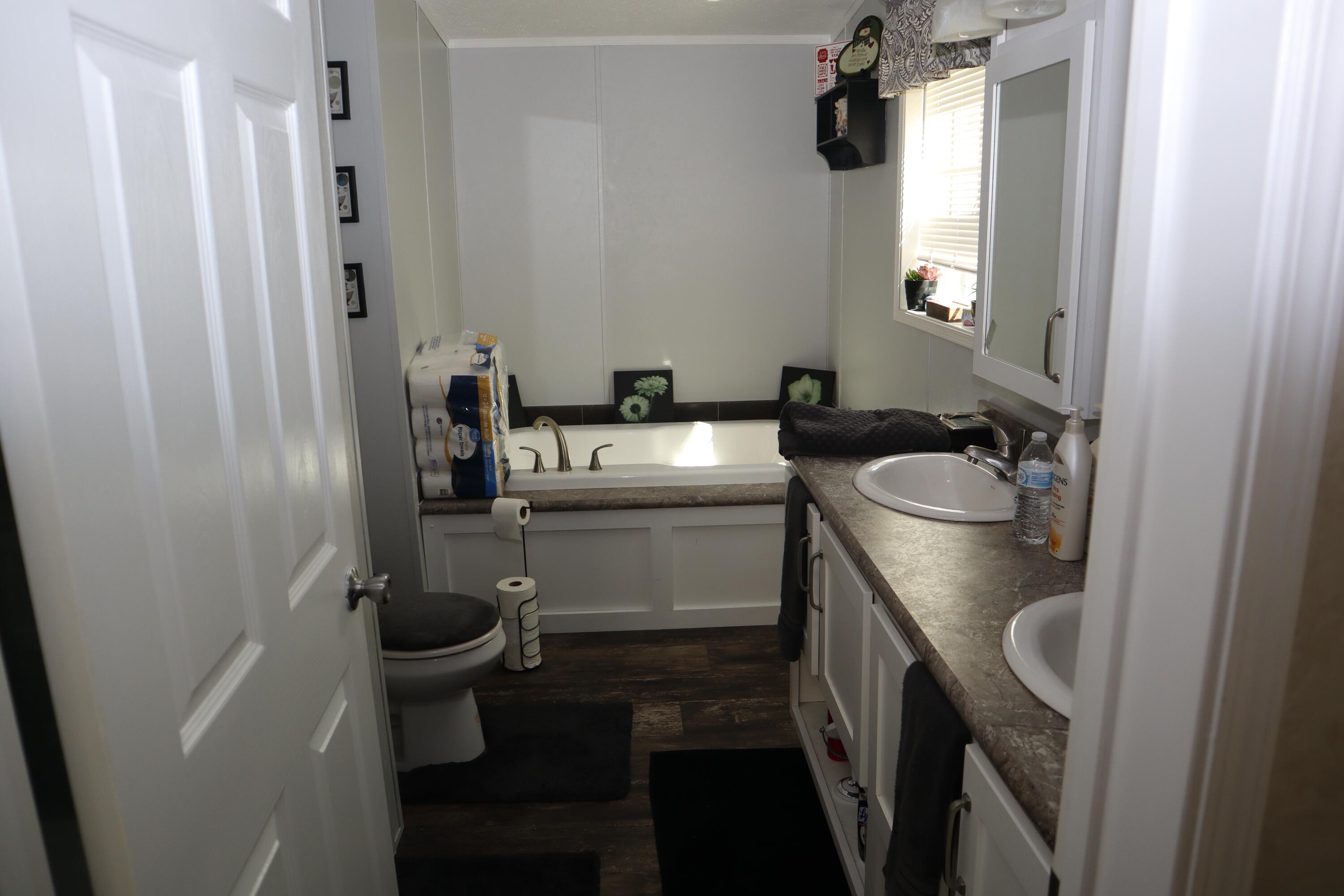 312 Canaan Road Hartland, ME 04943 - Photo 25 of 32 IMG_0397