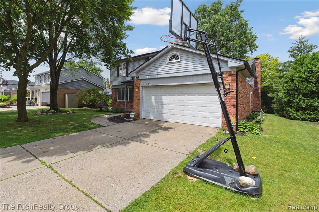 44180 Richmond Road Canton, MI 48187 - Photo 4 of 45