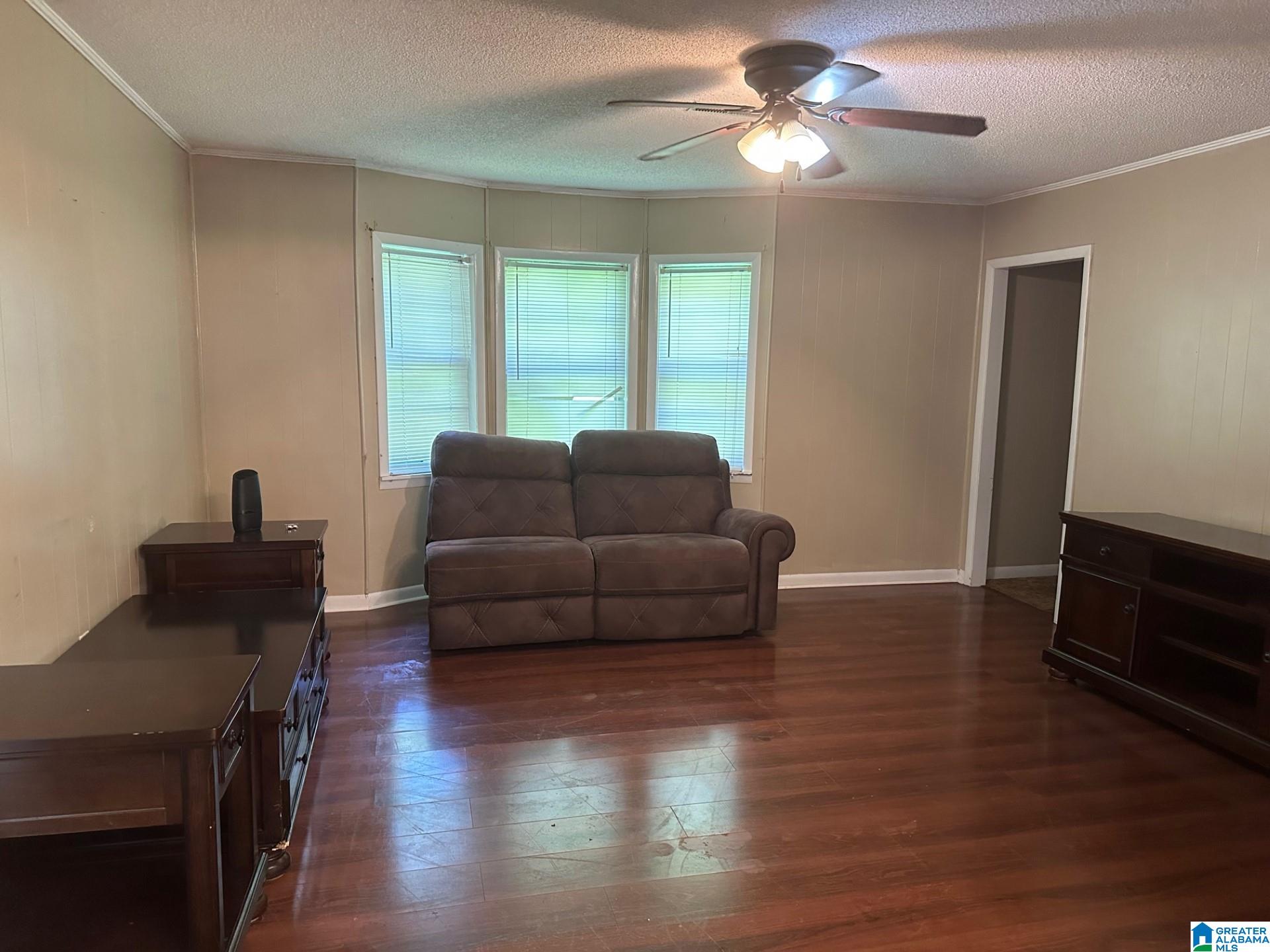 3076 Queenstown Road Trussville, AL 35173 - Photo 3 of 19