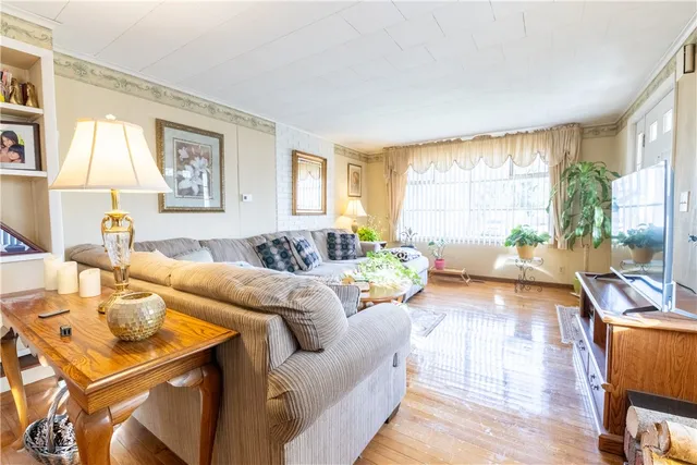 $198,500 | 91 Clinton Street, Seneca Falls, NY 13148