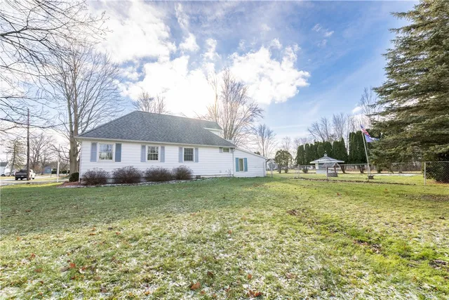 $198,500 | 91 Clinton Street, Seneca Falls, NY 13148