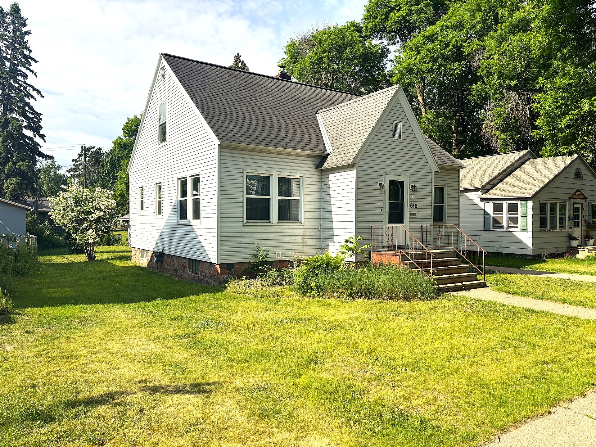 515 Oak Street Spooner, WI 54801 - Photo 2 of 34