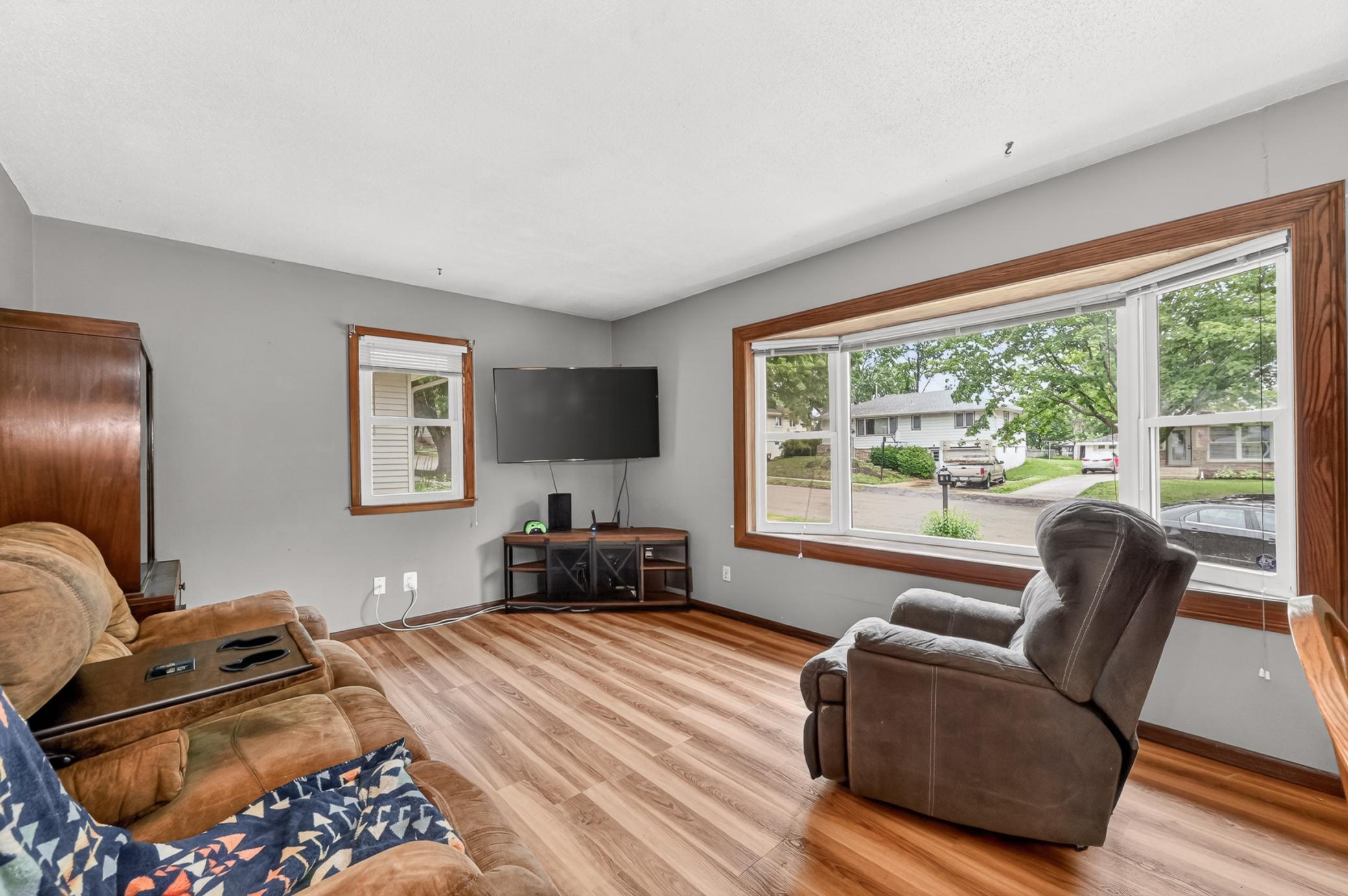 2412 25th Street Northwest Rochester, MN 55901 - Photo 3 of 25