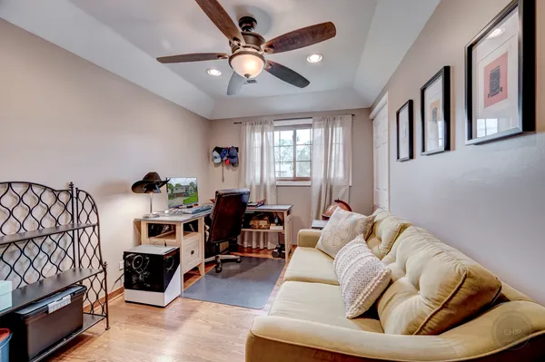 $3,200 | 7215 Larchwood Lane, Woodridge, IL 60517