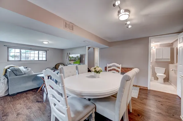 $3,200 | 7215 Larchwood Lane, Woodridge, IL 60517