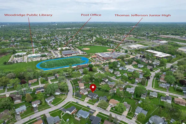 $3,200 | 7215 Larchwood Lane, Woodridge, IL 60517