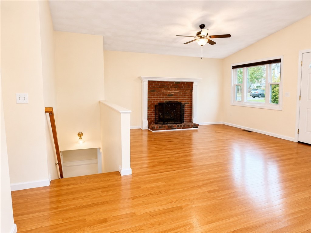 285 St Louis Avenue Woonsocket, RI 02895 - Photo 7 of 50