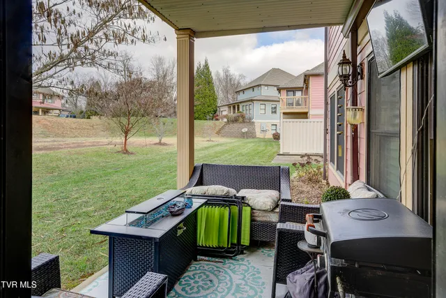 $339,900 | 12 Palisades Pointe, Unit 12, Johnson City, TN 37601