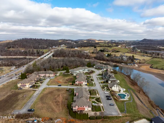 $339,900 | 12 Palisades Pointe, Unit 12, Johnson City, TN 37601