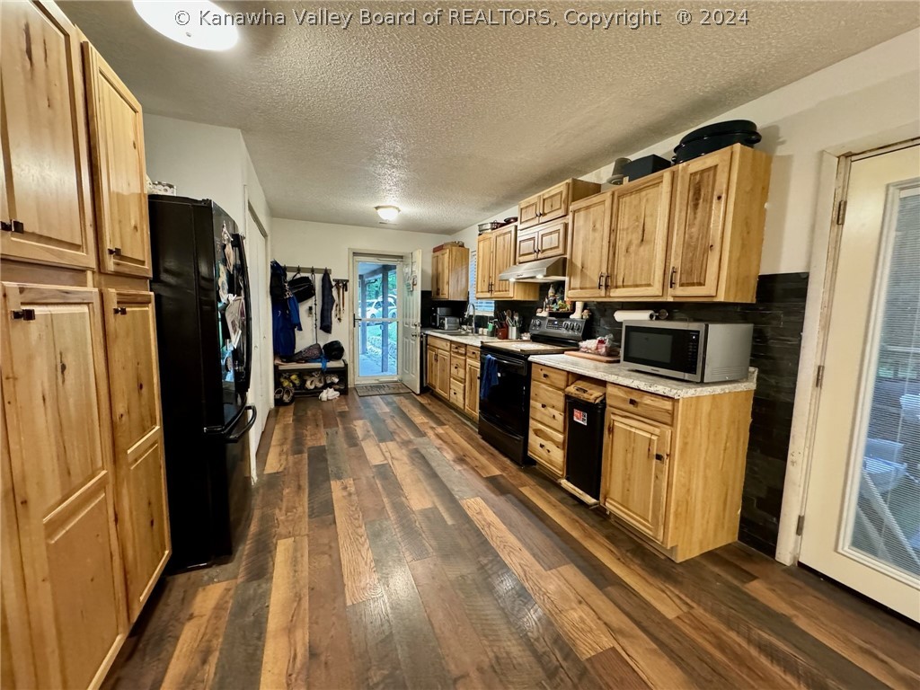 5071 White Pine Road Kenna, WV 25248 - Photo 7 of 30 Gallery Image 7