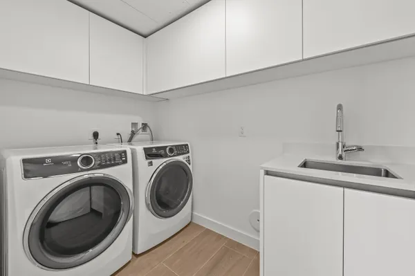 $2,999,999 | 900 North Ocean Boulevard, Unit 406, Pompano Beach, FL 33062