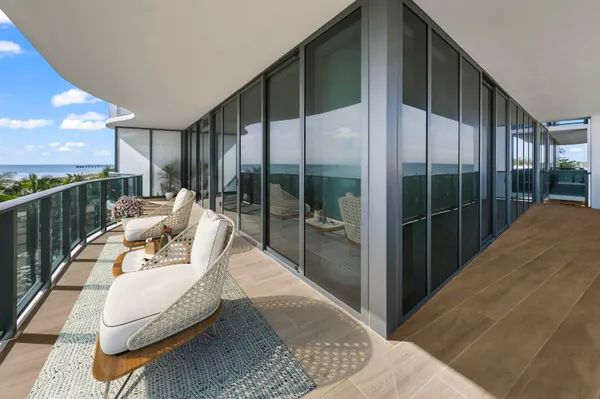 $2,999,999 | 900 North Ocean Boulevard, Unit 406, Pompano Beach, FL 33062