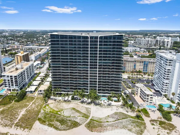 $2,999,999 | 900 North Ocean Boulevard, Unit 406, Pompano Beach, FL 33062